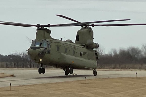 Hometown Pilot Returns in Historic Chinook Visit