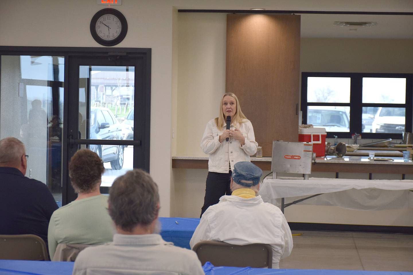 Rep. Jennifer Konfrst (D-Windsor Heights) talks at a Clarke County Democratic town hall on April 3.
