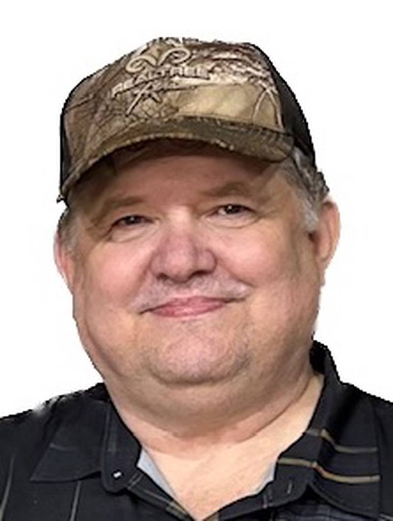 Greg LeeReese Hewlett