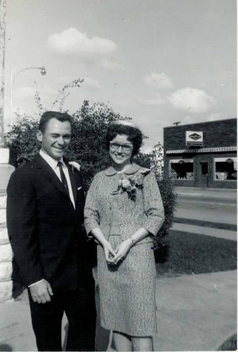 Curnes celebrate 60 years.