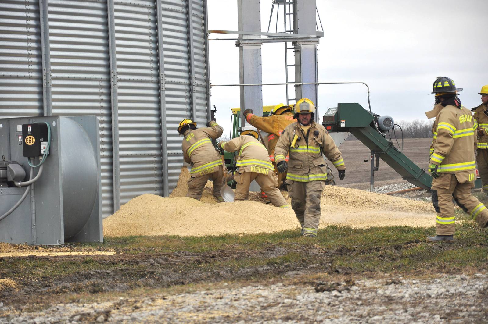 Breaking Creston man dies in grain bin accident near Murray Osceola