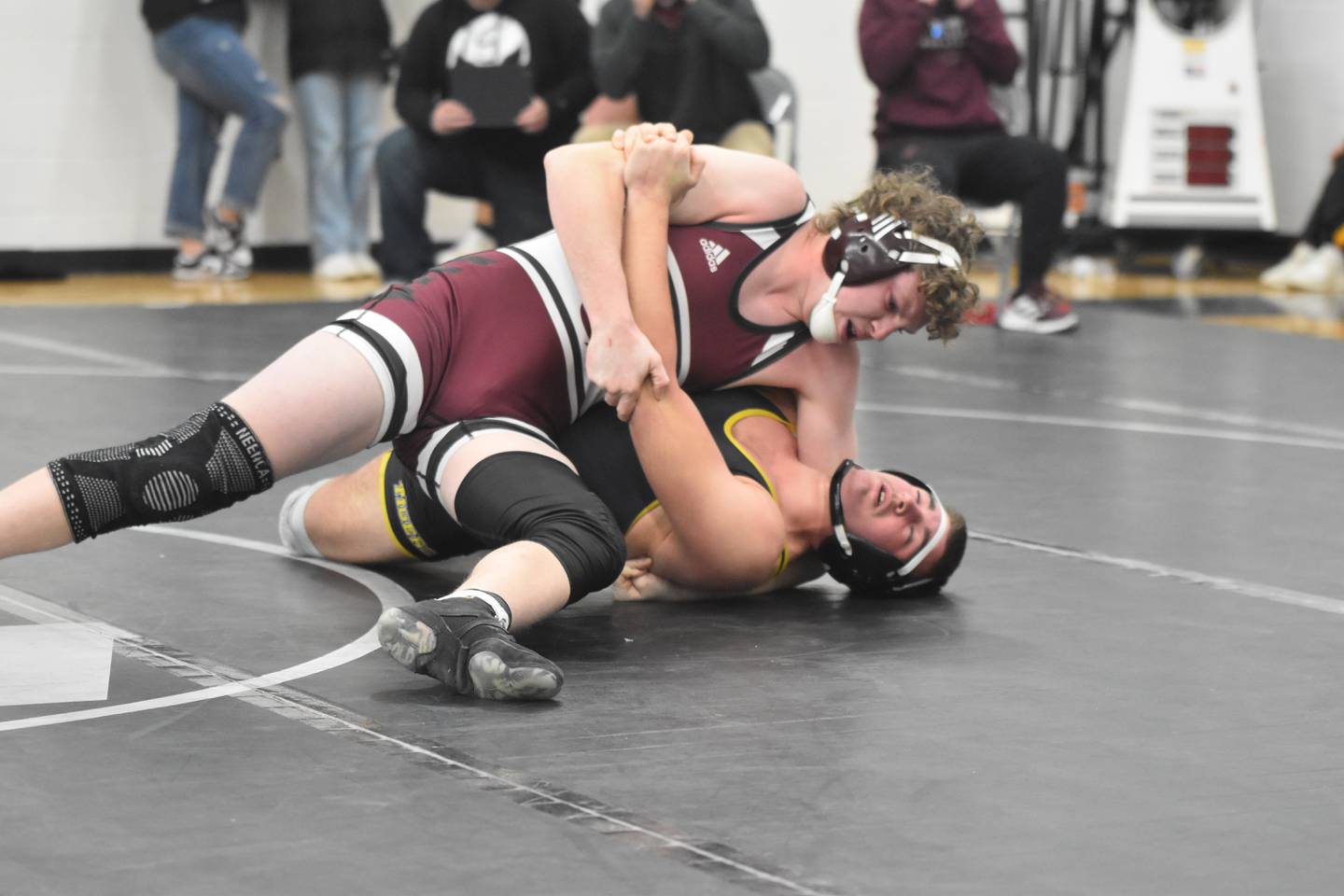 Easton Brokaw wins by fall over Mack Parrish (Lenox) at 1:33.