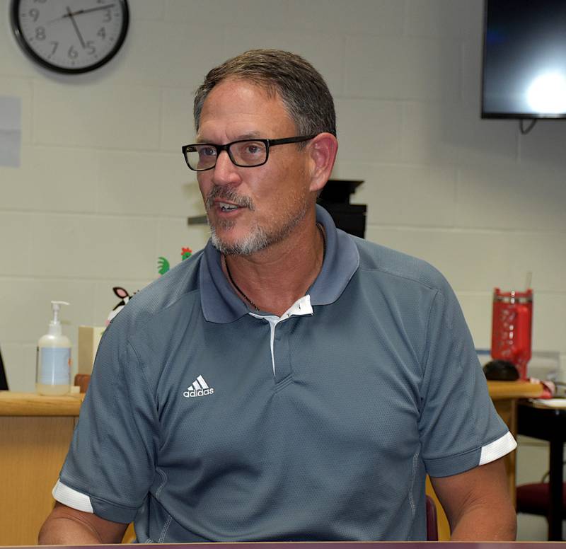 Murray and East Union shared Superintendent Tim Kuehl to retire.