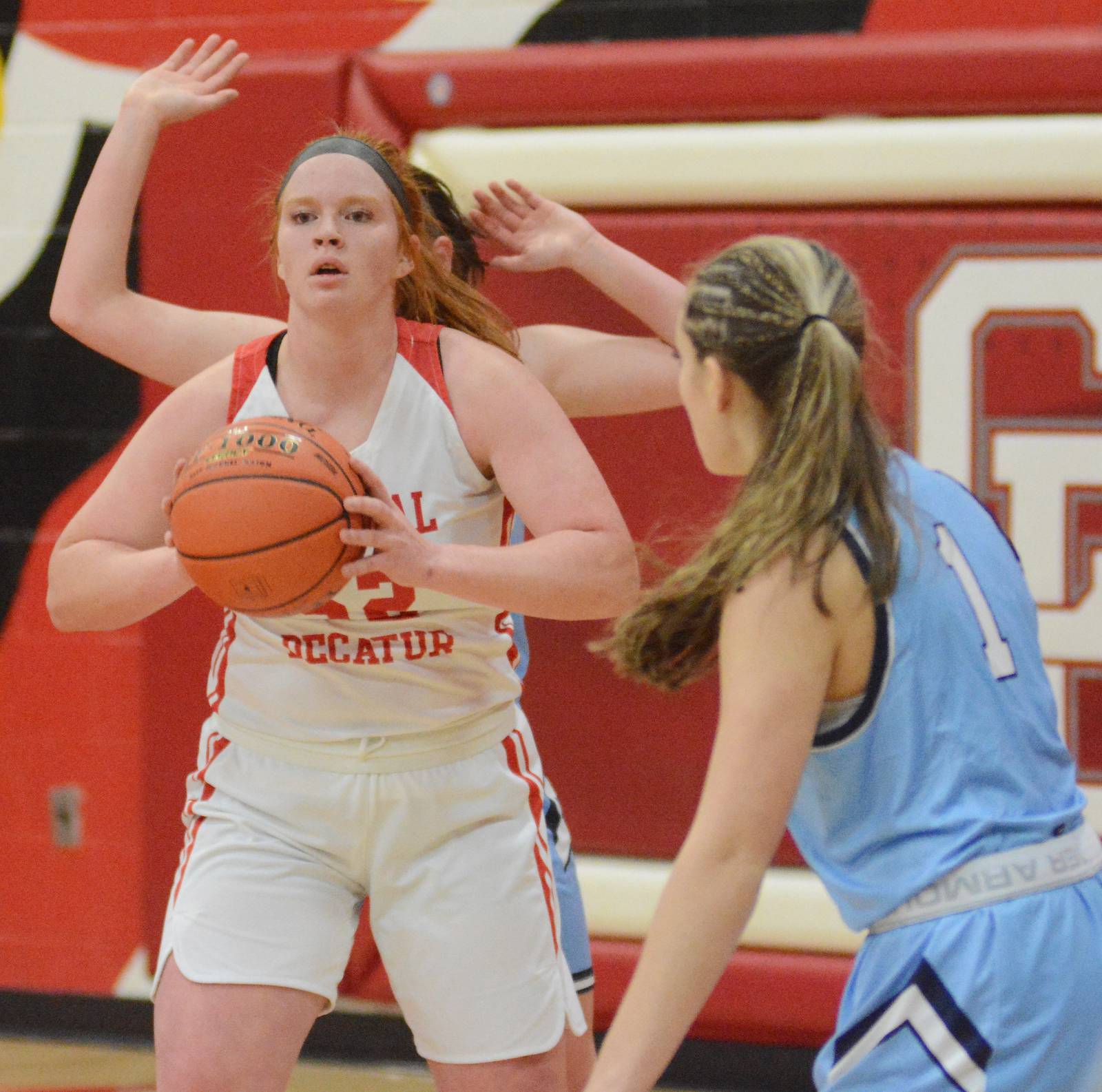 Central Decatur defense holds Eagles in check OsceolaSentinel Tribune