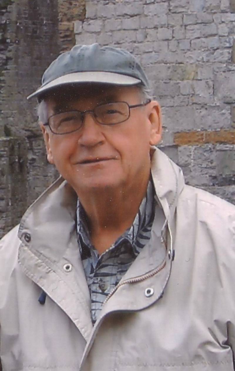 Robert (Bob) Hettinger