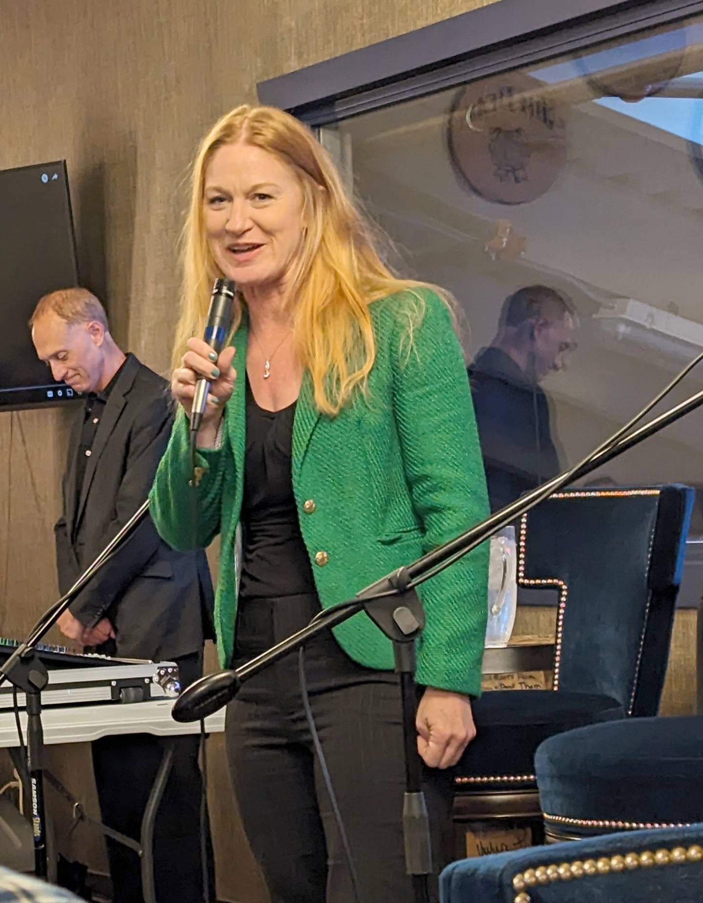 Iowa Senator Amy Sinclair talks to the crowd at the Clarke County Republican Candidate forum on May 14.