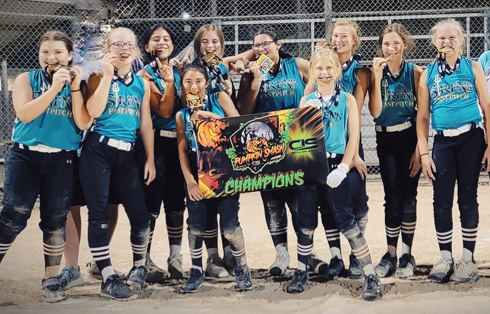 Southern Iowa Sirens Fastpitch completes first season Osceola